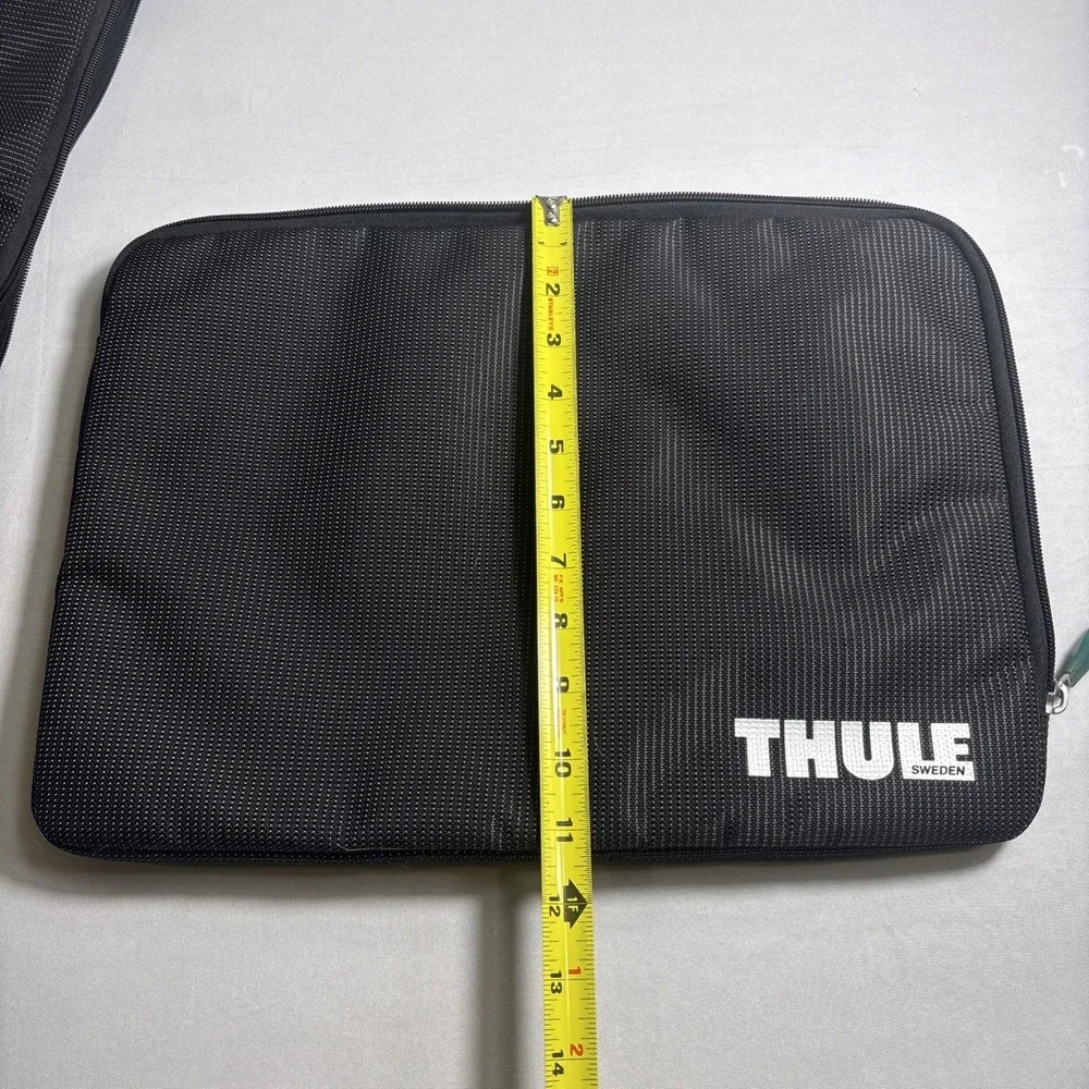 THULE Sweden Messenger Bag +‎ Laptop Sleeve 15